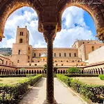 Montereale House * Monreale